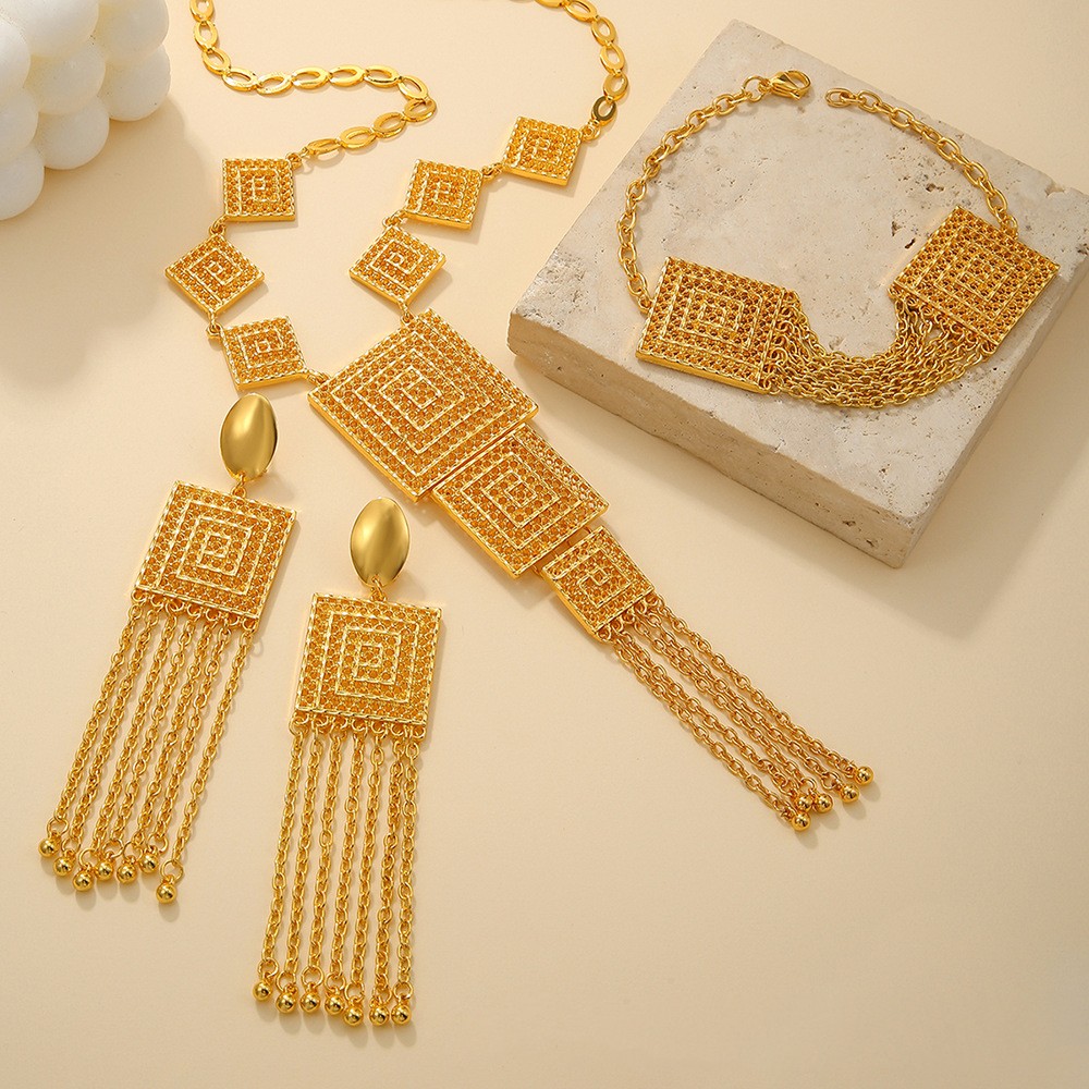 Gold Plated Tassel Necklace Set - Statement Jewelry | GirlyNest